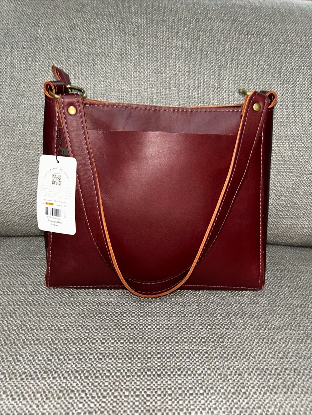 Portland Leather Small Triangle - Picture 1 of 5